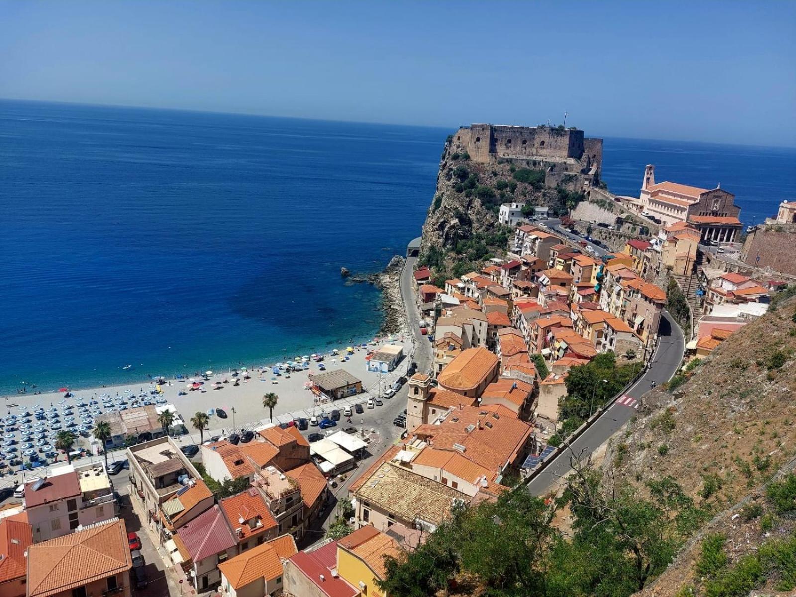 Strettomare-Business & Travel Apartment Reggio di Calabria Exterior foto